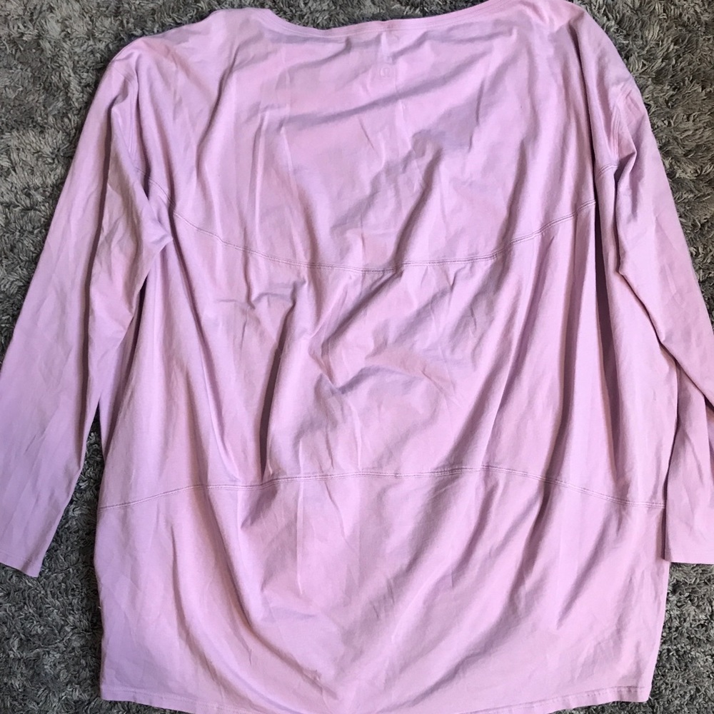 Lululemon Back in Action LS Top!